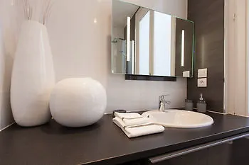 Faubourg De Pierre Apartment *