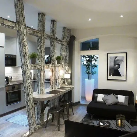 Faubourg De Pierre Apartment